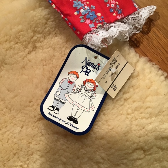 Vintage Nana’s Pet red floral dress - Picture 11 of 13